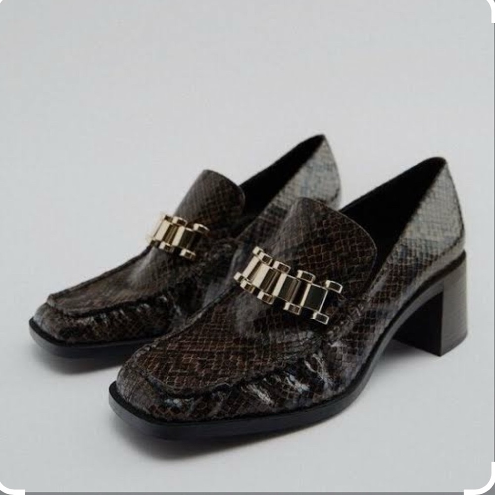 Zara Snakeskin Brown Loafers with Gold Detail
